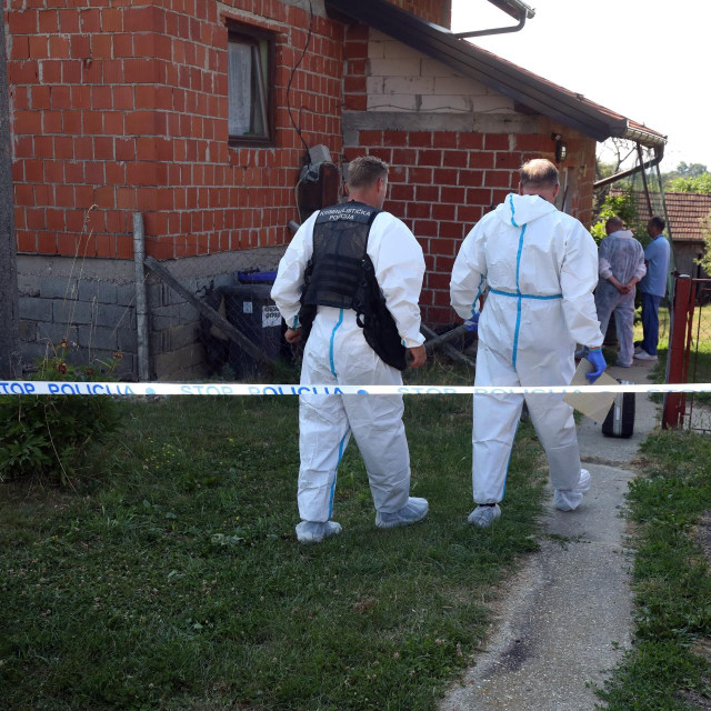 Policijski očevid na mjestu ubojstva 