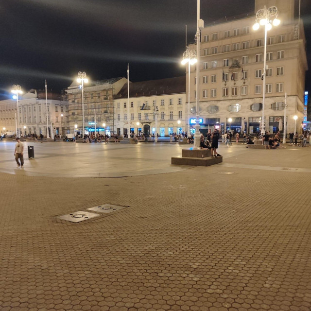 Prazan centar grada nakon Thompsonovog koncerta