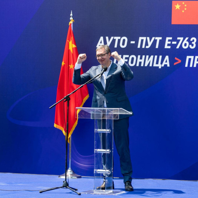 Aleksandar Vučić na svečanoj ceremoniji u Lučanima