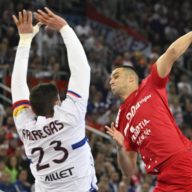 Mateo Maraš protiv Ludovica Fabregasa u utakmici Hrvatska - Francuska na SP 2025.