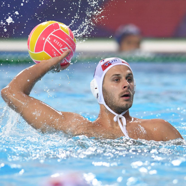 Loren Fatović