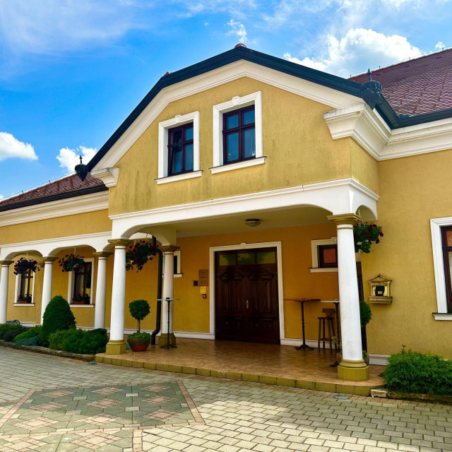 Restoran Terbotz