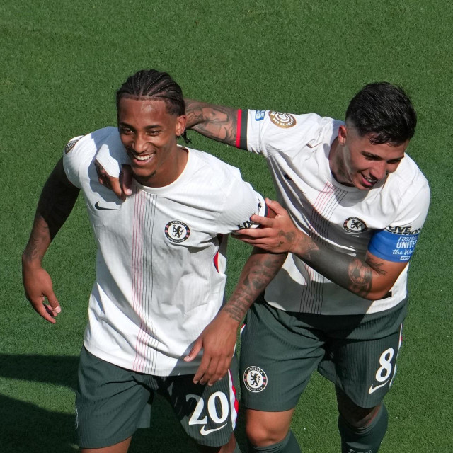 Joao Pedro i Enzo Fernandez