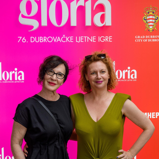 Senka Bulić i Nina Violić