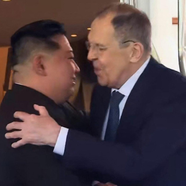 Kim Jong Un i Sergej Lavrov