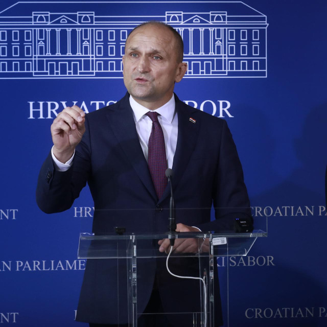 Ivan Anušić