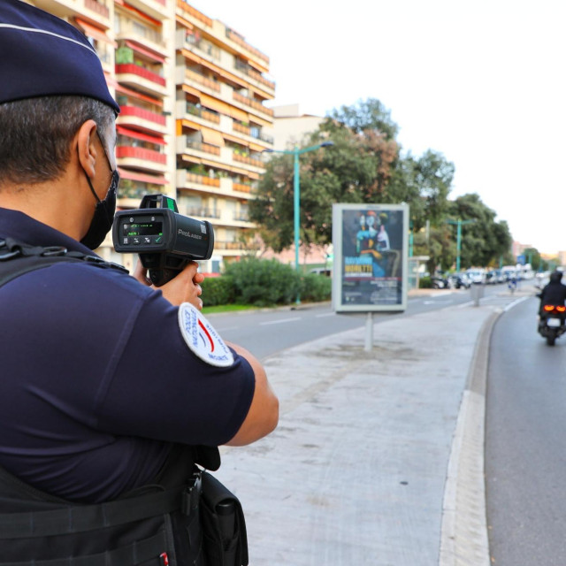 Francuska policija, ilustracija
