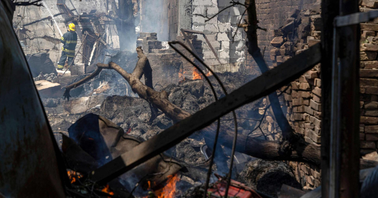 Zelenski: Rusija lansirala preko 300 dronova i 30 projektila na Ukrajinu