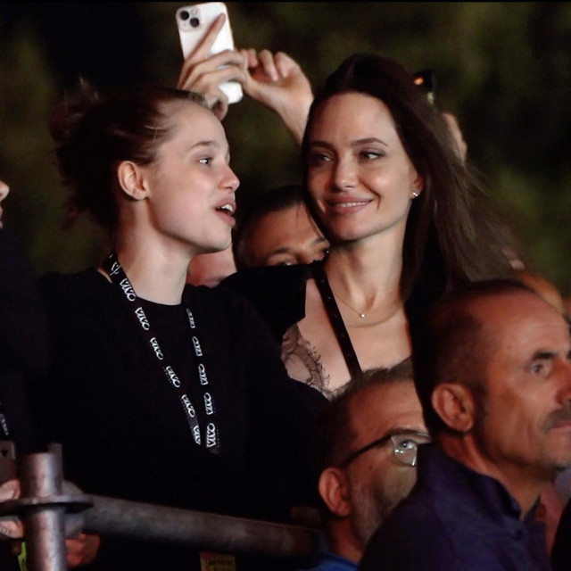  Angelina Jolie i Shiloh Jolie-Pitt na koncertu Maneskina u Rimu 2022
