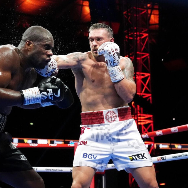 Daniel Dubois (lijevo) vs. Oleksandr Usik (desno)