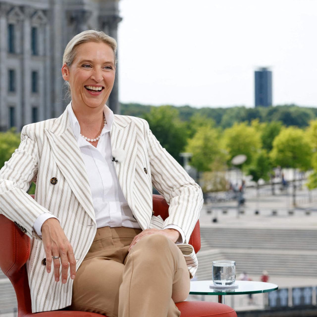 Alice Weidel uoči intervjua na ARD-u