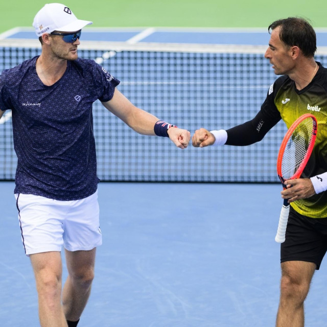 Jamie Murray i Ivan Dodig morali su se povući jer je Britanac dobio povišenu tjelesnu temperaturu