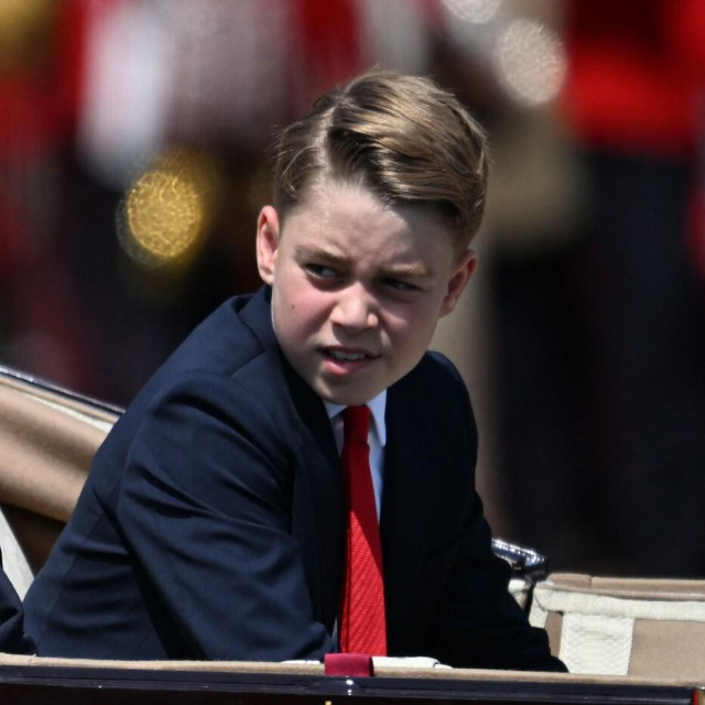 Princ George na paradi ”Trooping the Colour” povodom proslave rođendan kralja Charlesa