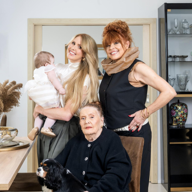 Tereza Begović, Mija Begović, Maja Lena Lopatny i njezina kći Mabel Lopatny Šeparović