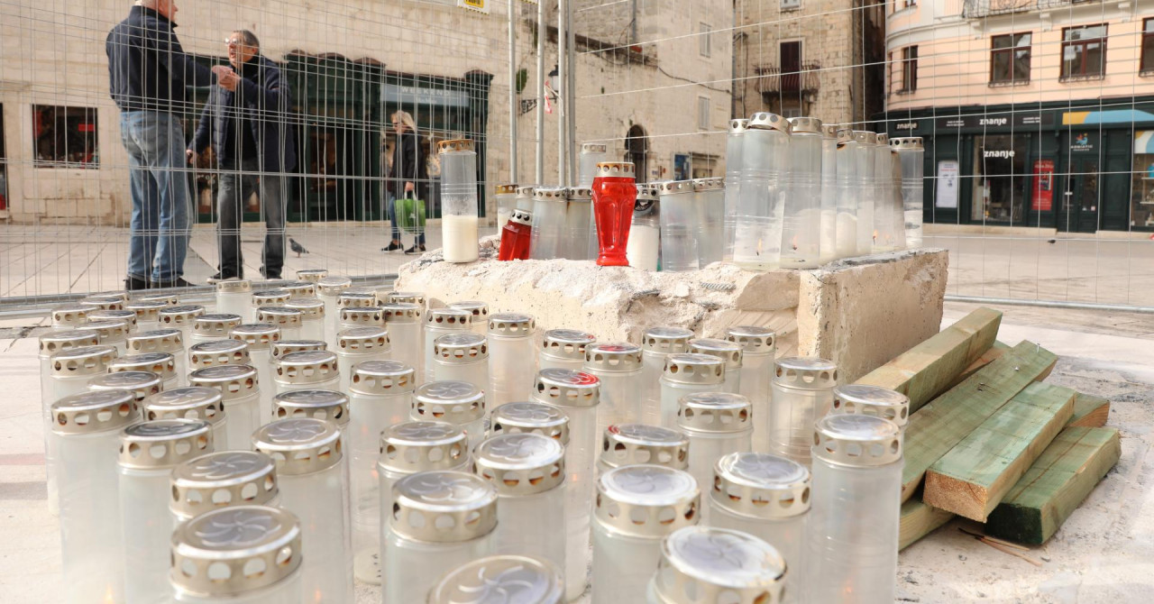 Split sa spomenika mora ukloniti datum oslobođenja grada od fašizma, a poznatom kiparu isplatiti odštetu