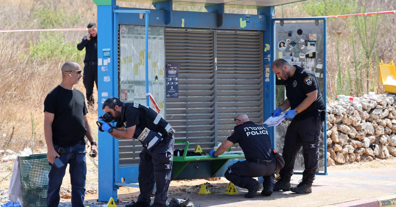 Automobil pokosio ljude na autobusnoj stanici kod Tel Aviva, osmero je ozlijeđenih