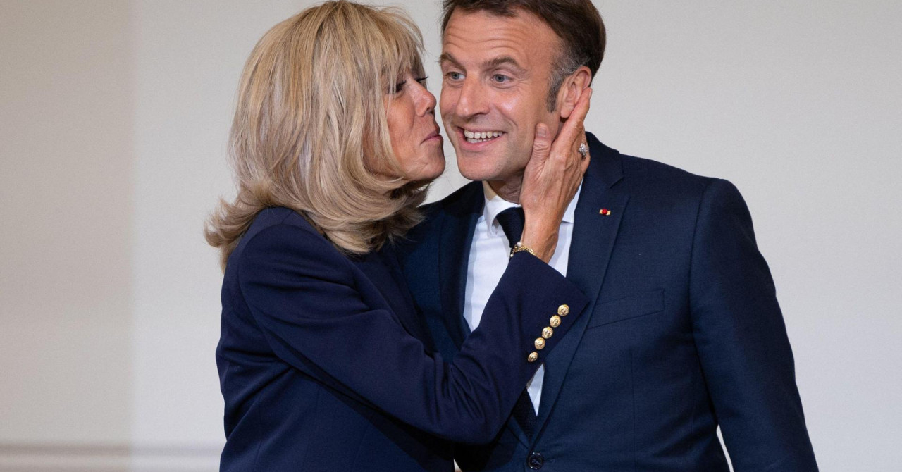 Godinama tvrdi da je Brigitte Macron muškarac. Situacija je, čini se, eskalirala. Predsjedniku Macronu je prekipjelo