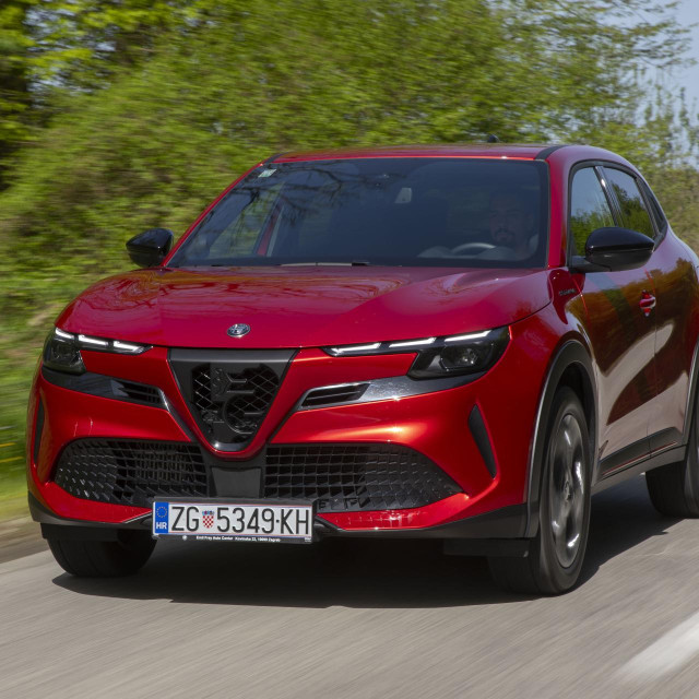 Alfa Romeo Junior
