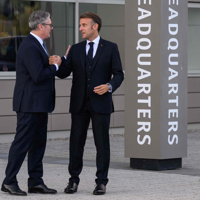 Keir Starmer i Emmanuel Macron