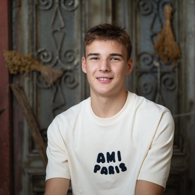 Niko Šare