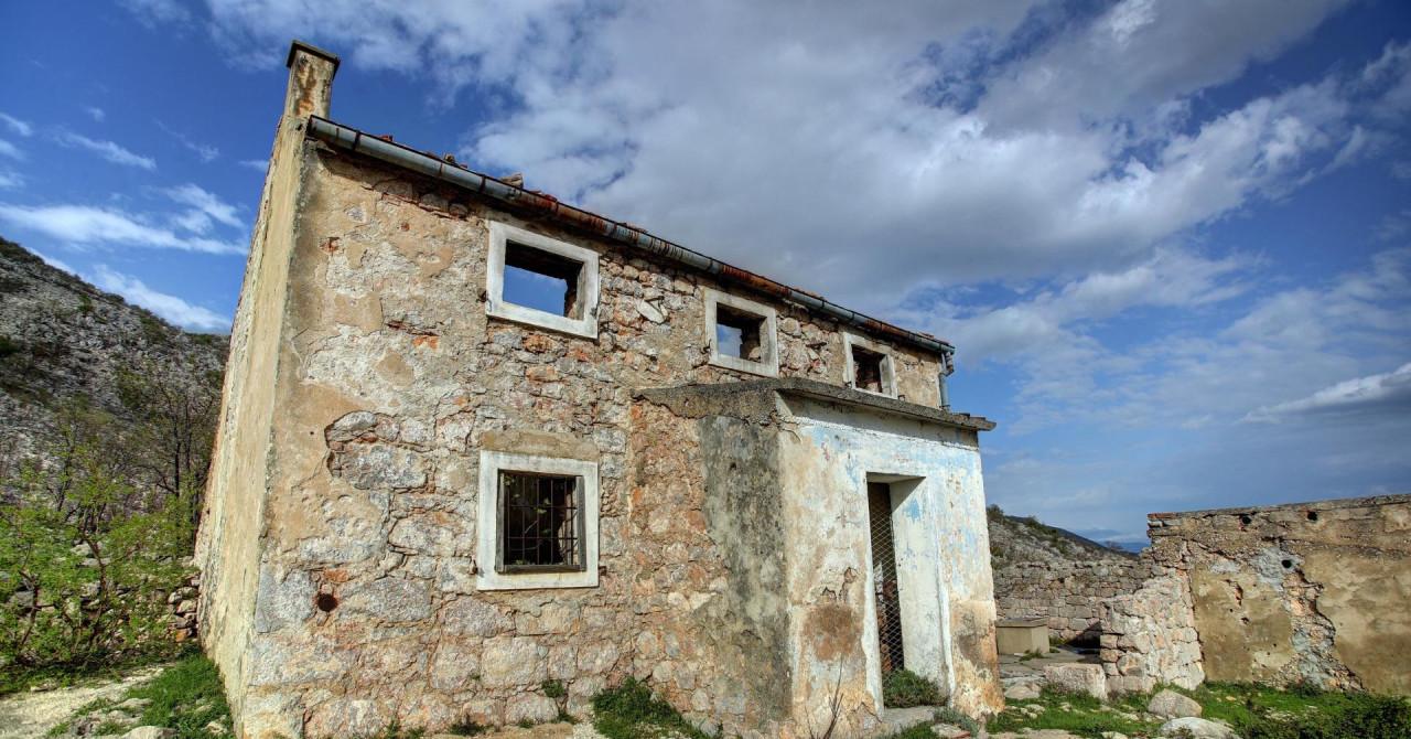 Pogledajte što je osvanulo u zapuštenoj kući Luke Modrića: Gvardiol objavio fotografiju i oduševio fanove