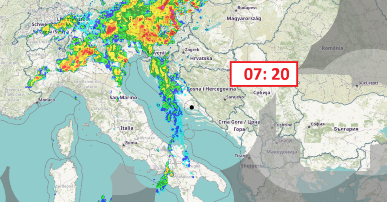 Evo kako izgledaju snimke sustava RAIN ALARM po satima. Ovo je oluja koja se približava Hrvatskoj!