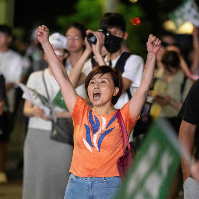 Prizor čekanja rezultata u Taipeiju