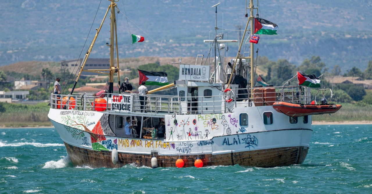 Izraelci nasilno zaustavili brod s pomoći za Gazu usred otvorenog mora