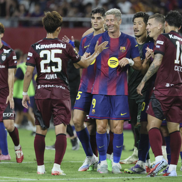 Igrači Barcelone nakon utakmice s Kobeom