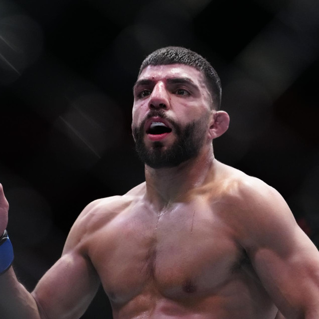 Amir Albazi