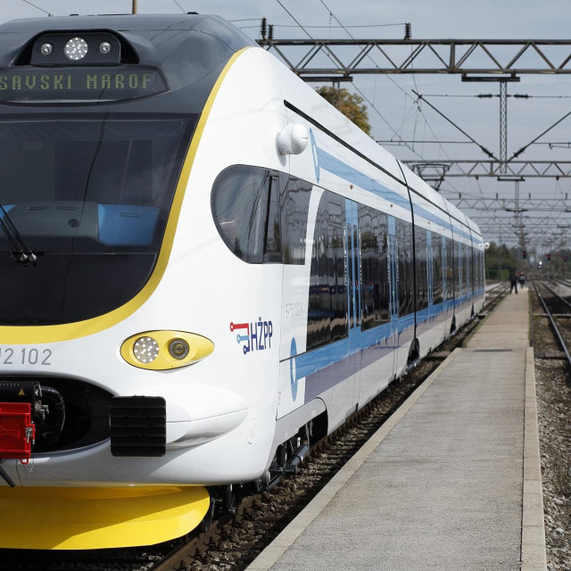 Prvi gradsko-prigradski vlak tvrtke Končar - Električna vozila