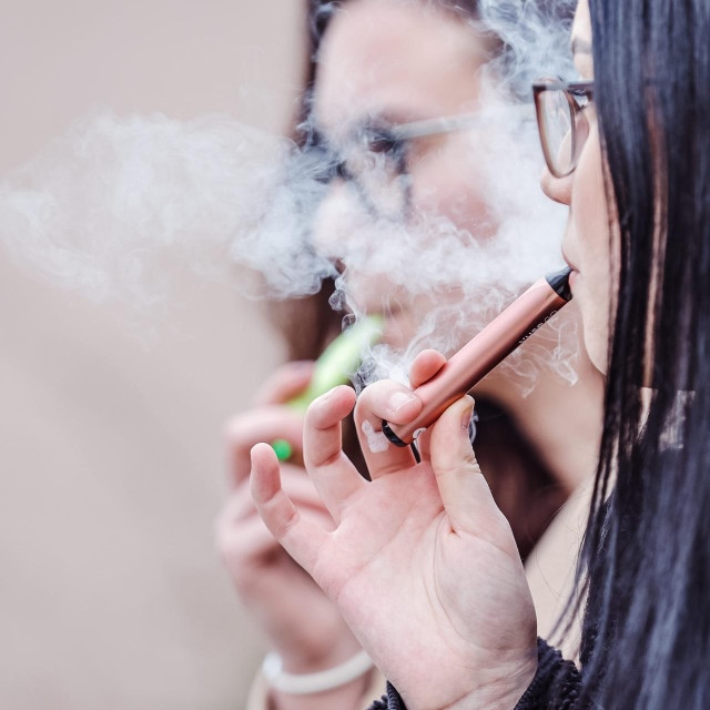 E-cigarete, ilustracija