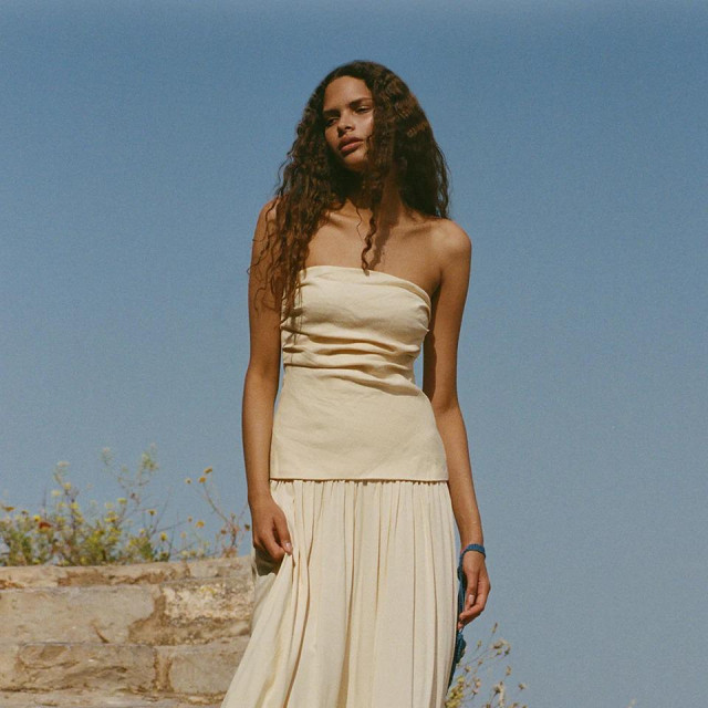 Faithfull the Brand Hedy maxi haljina u maslac žutoj boji (290 eura)