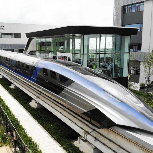 Maglev vlak u Qingdau u Kini (arhivska fotografija)