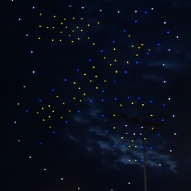Show Dronova uoči utakmice Osijek - Dinamo
