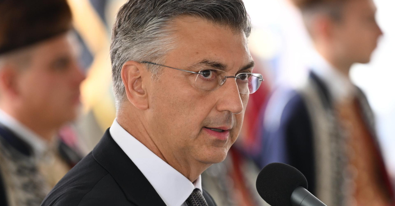 Andrej Plenković čestitao Dan pobjede i domovinske zahvalnosti i Dan branitelja