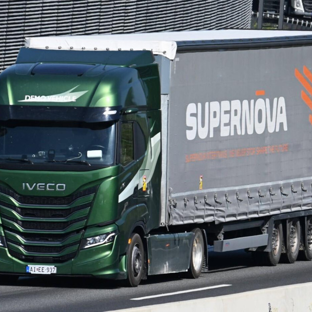 Iveco kamion