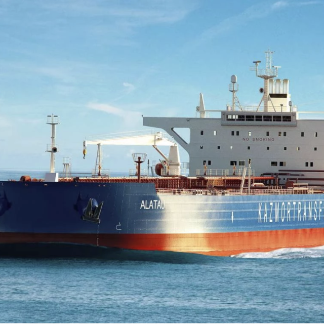 U luku Omišalj na Krku u ponedjeljak je doplovio tanker Alatau s prvom pošiljkom kazahstanske nafte