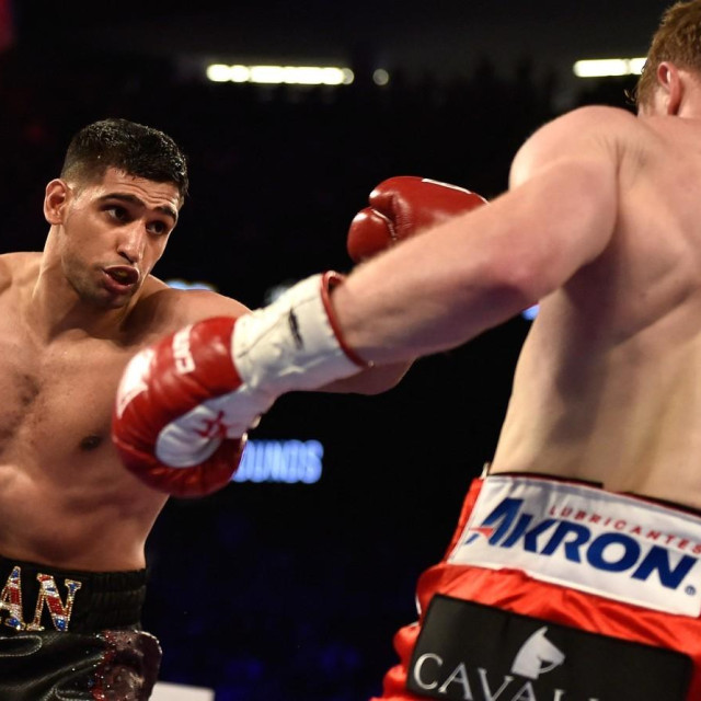 Amir Khan vs. Canelo Alvarez