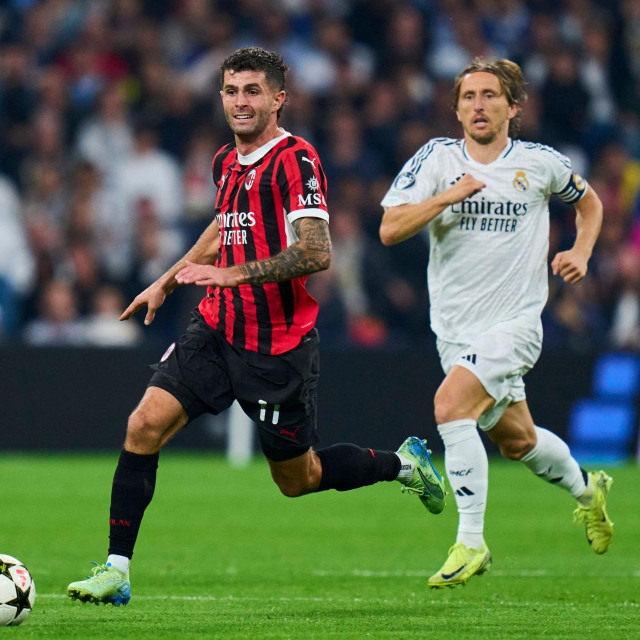 Modrić u lovu za Pulišićem