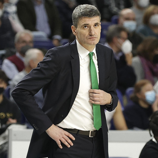 Velimir Perasović