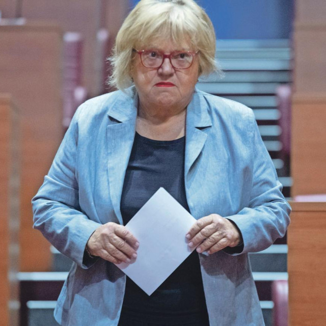 Anka Mrak-Taritaš