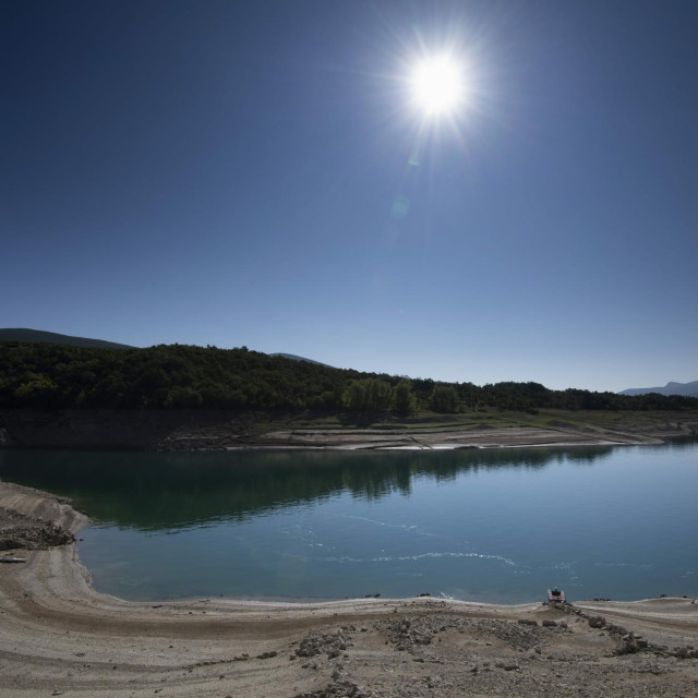 Perućko jezero, ljepota koja nije mogla promaknuti reporterima National Geographica