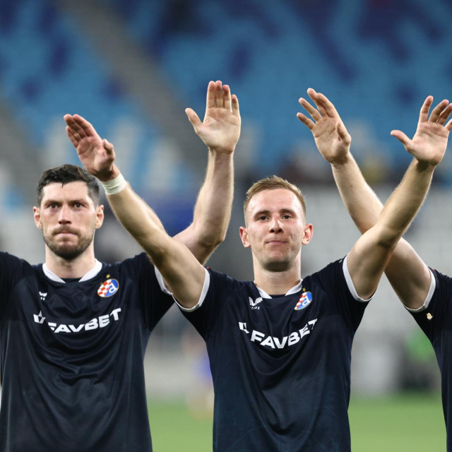 Scott McKenna, Luka Stojković i Moris Valinčić