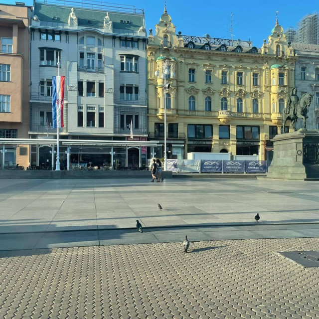 Zagrebački trg u šest popodne