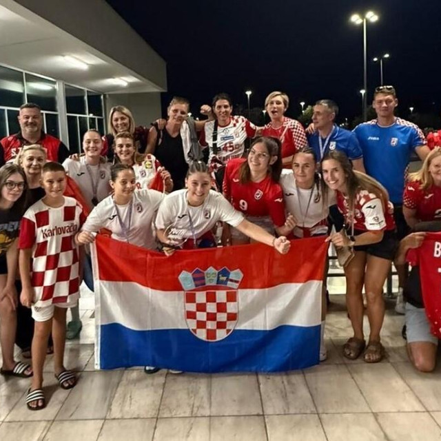 Doček srebrnih u Pločama
