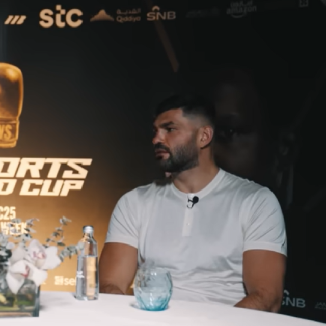 Novinar Quensberry Promotionsa i Filip Hrgović