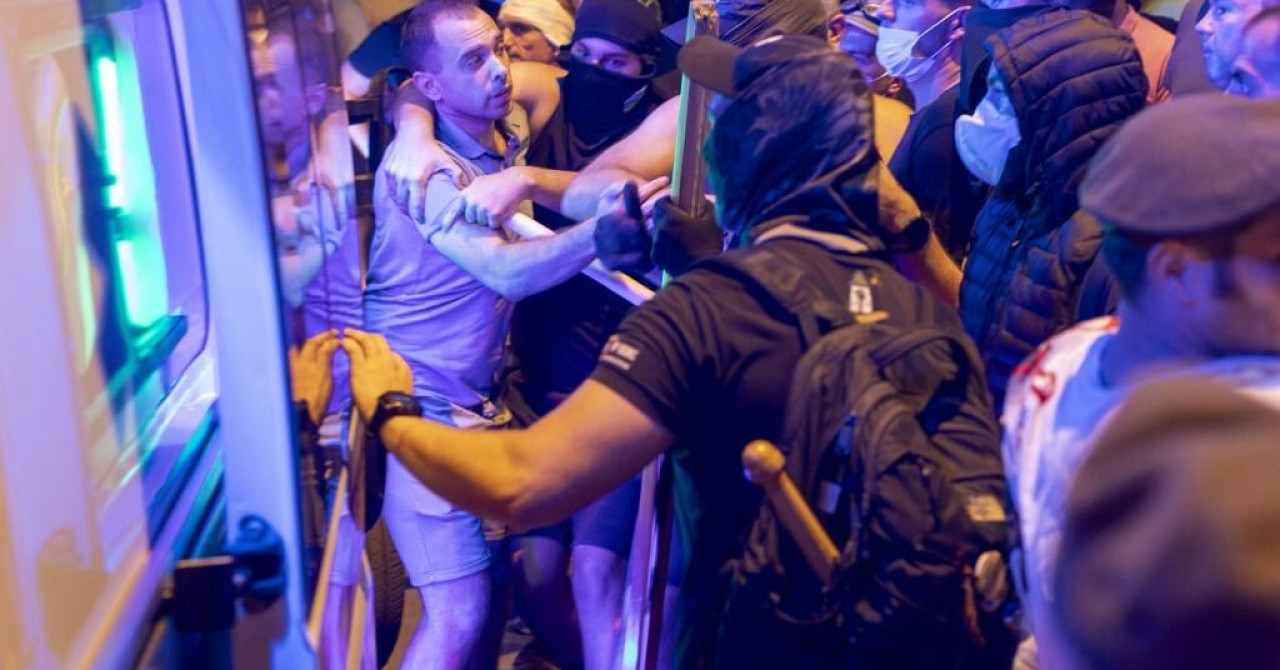 Nasilje je potpuno eskaliralo: Iz Srbije stižu strašne snimke!