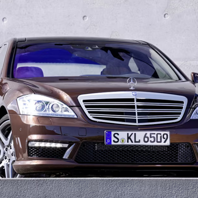 Mercedes S65 AMG W221