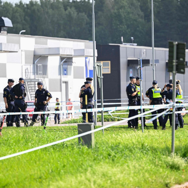 Policija na lokaciji pucnjave u Orebru